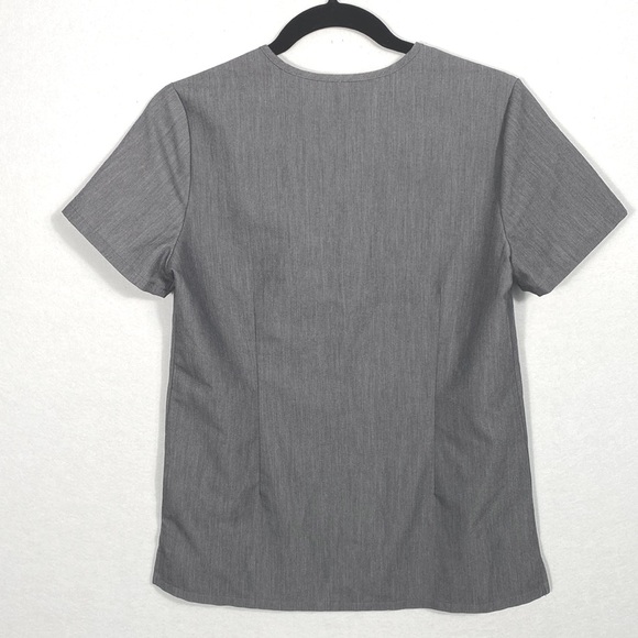 Figs Catarina One Pocket Charcoal V-Neck Tee size XS - Picture 8 of 11